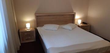 Фотографии Отель Hotel Panoramic г. Рымнику-Вылча (Румыния) №3 Фото Отель Hotel Panoramic г. Рымнику-Вылча 3