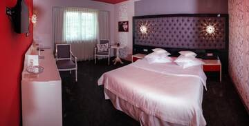 Фотографии Отель Simfonia Boutique Hotel г. Рымнику-Вылча (Румыния) №5 Фото Отель Simfonia Boutique Hotel г. Рымнику-Вылча 5