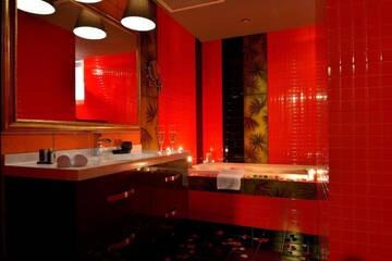Фото номера Люкс Отель Simfonia Boutique Hotel г. Рымнику-Вылча 6