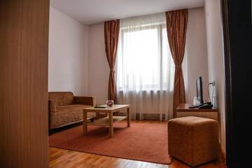 Фото номера Люкс Отель Hotel Posada г. Рымнику-Вылча 3