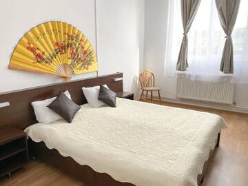 Фото Хостелы Hostel Valcea г. Рымнику-Вылча 5