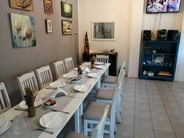 Фото номера Двухместный номер с 1 кроватью и общим туалетом Хостелы Hostel Valcea г. Рымнику-Вылча 30