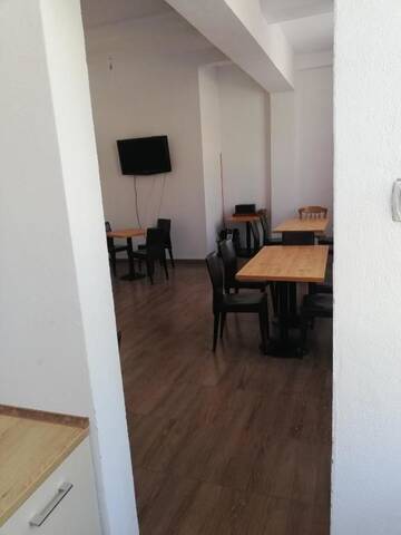 Фото номера Двухместный номер с 1 кроватью и общим туалетом Хостелы Hostel Valcea г. Рымнику-Вылча 33