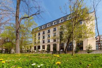 Фотографии Отель Grand Hotel Sofianu г. Рымнику-Вылча (Румыния) №5 Фото Отель Grand Hotel Sofianu г. Рымнику-Вылча 5